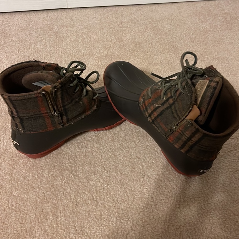 EUC Plaid Sperry Top Sider Duck Boots 🥾